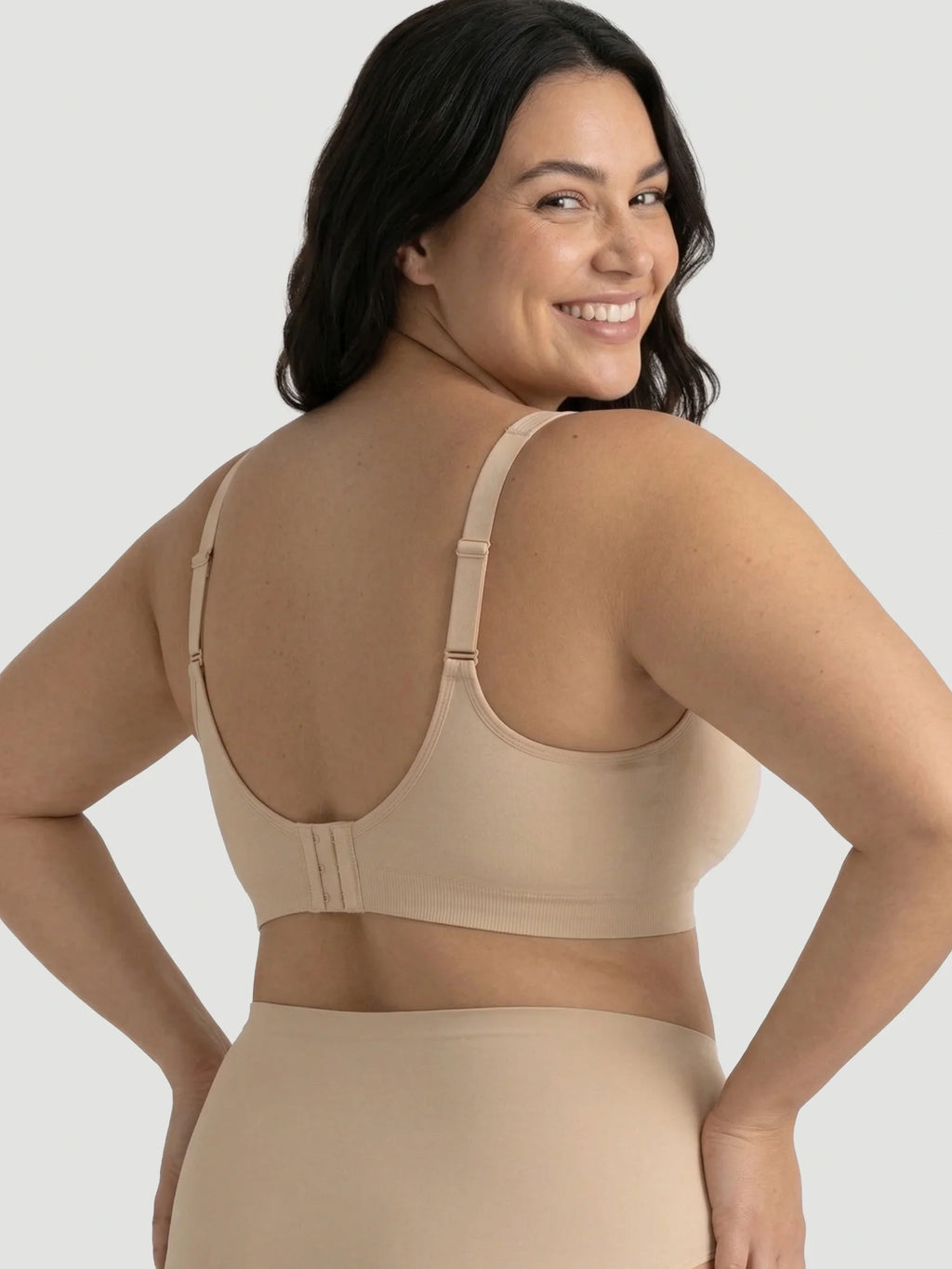 SPECIAL OFFER: Adjustable Wire Free Shaper Bra (Cups A-FF) + FREE Bra Extender 80% OFF