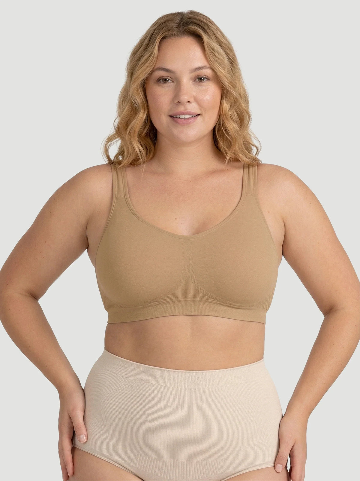 SPECIAL OFFER: Adjustable Wire Free Shaper Bra (Cups A-FF) + FREE Bra Extender 80% OFF