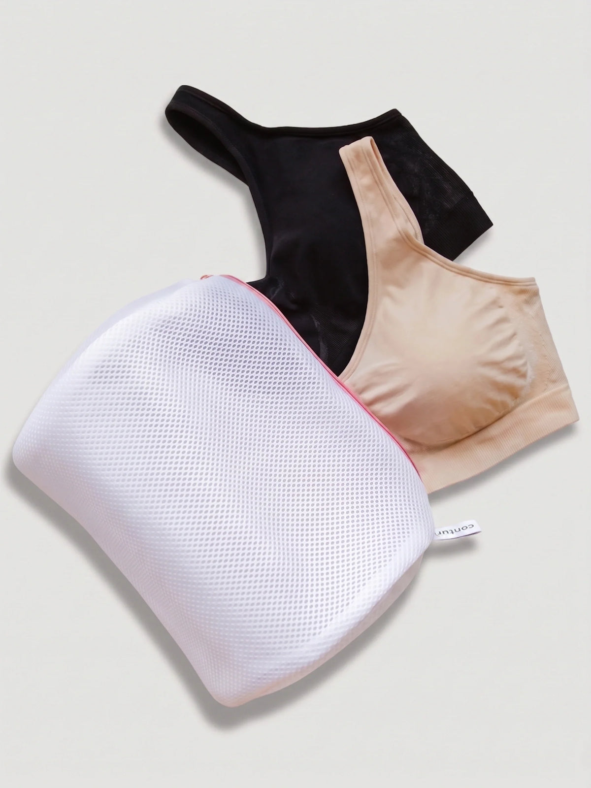 Free White Mesh Wash Bag